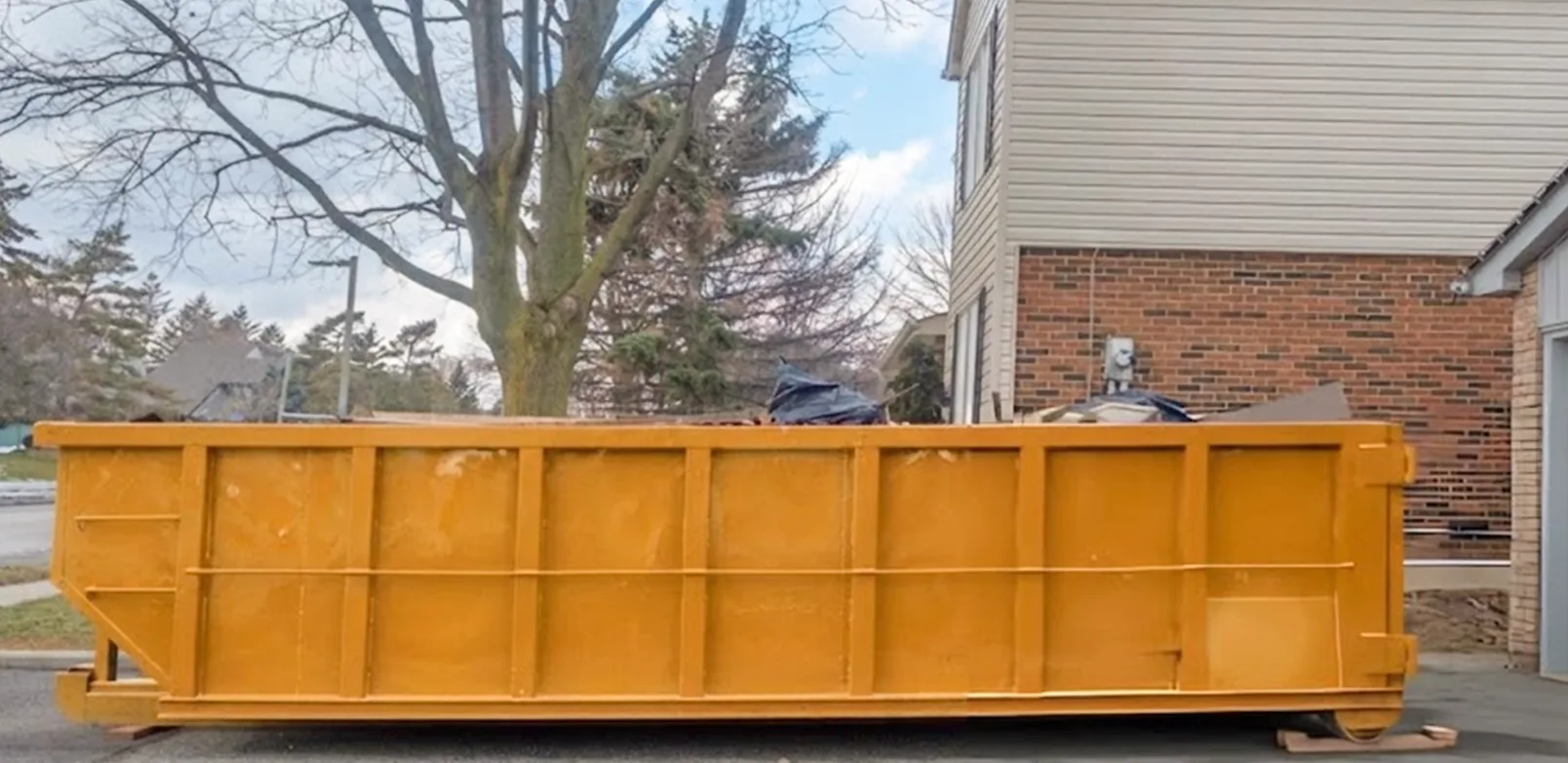How to Sort Your Waste Before Your Bin Rental Pickup in Edmonton